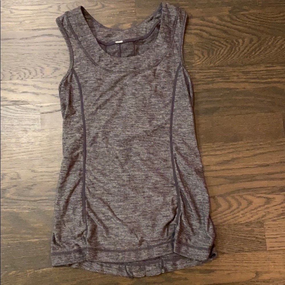 Lululemon top